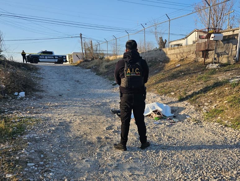 Hallazgo del cuerpo sin vida de una mujer en un camino de terracería de Ciudad Acuña. (RENÉ ARELLANO)