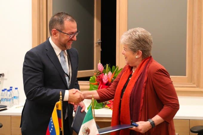 Los gobiernos de México y Venezuela firmaron un pacto de repatriación migratorio.