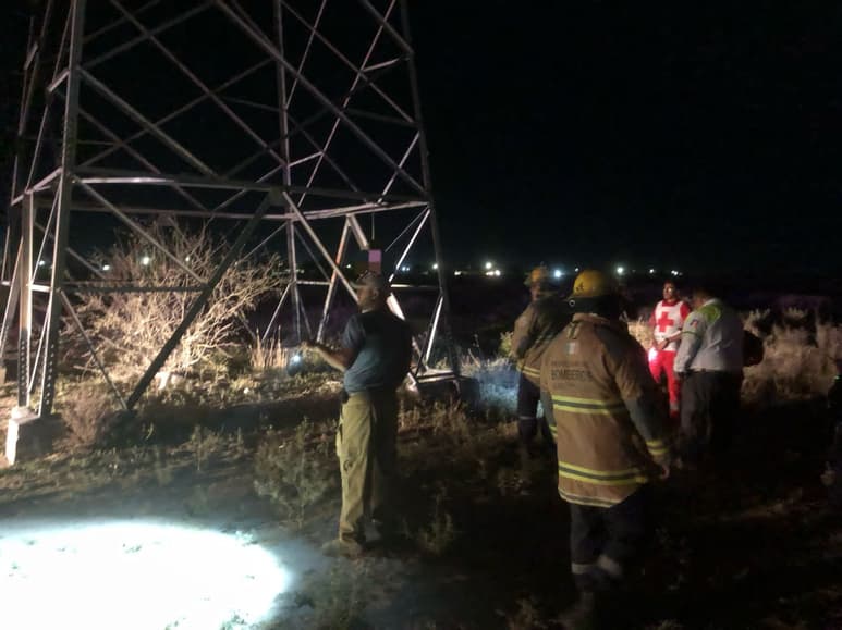 Localizan hombre sin vida en una torre de CFE en Gómez Palacio