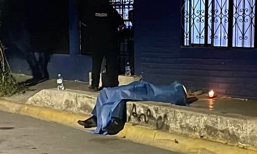 Infarto acaba con la vida de un empacador de la tercera edad