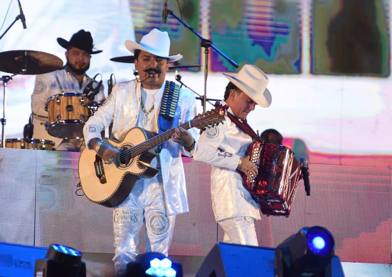 Los Dos Carnales (ARCHIVO)