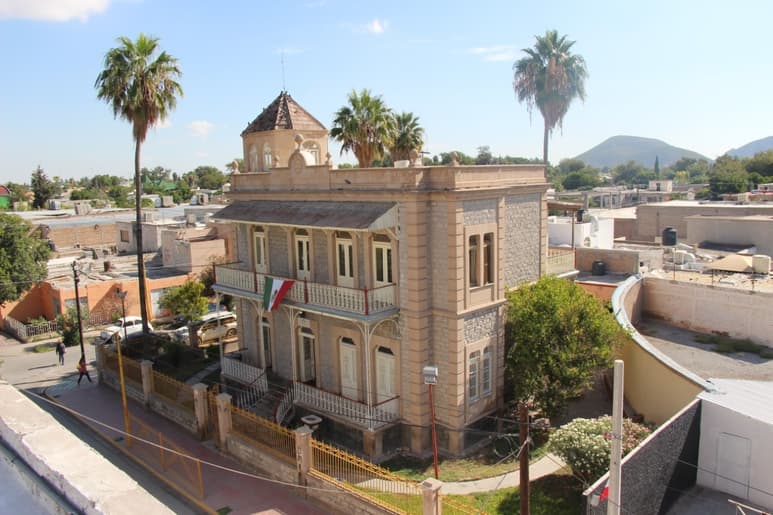 El Chalet recibirán visitas hoy en horario de 9:30 a 13:00 horas.
