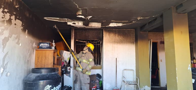 Se incendia vivienda en fraccionamiento Rincón La Merced en Torreón