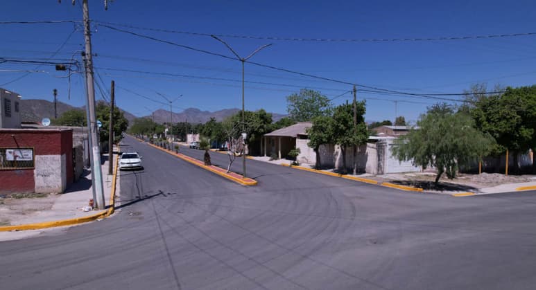 Se aplicaron 23 mil 128 metros cuadrados de mezcla asfáltica.