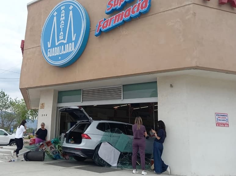 Una camioneta Volkswagen Tiguan. (EL SIGLO DE TORREÓN)