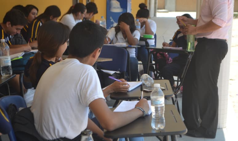 ¿Cuáles son los puentes restantes del Ciclo Escolar 2023-2024?