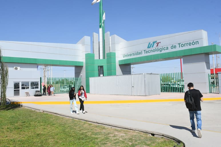 Las universidades de La Laguna informaron a la comunidad estudiantil sobre las medidas por el avistamiento del eclipse solar.