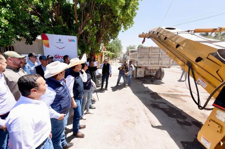 Las obras se ejecutan con recursos estatales mediante el Registro Público Vehicular.