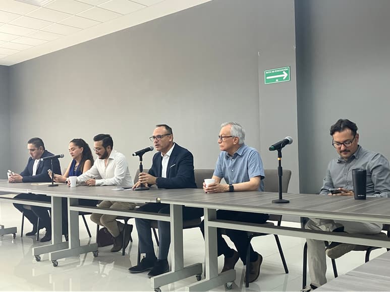 Organismos de la sociedad civil, Academia, Iniciativa Privada y Autoridades electorales presentaron la Alianza para el Monitoreo de la Integridad y la Observación Electoral en la Laguna. (FABIOLA P. CANEDO)