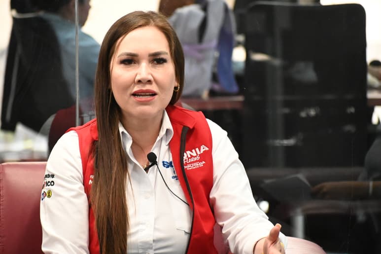 La candidata a diputada federal del distrito 03 de Durango por la Coalición Fuerza y Corazón por México (PRI-PAN-PRD), Sonia Flores Arce. (VERÓNICA RIVERA)