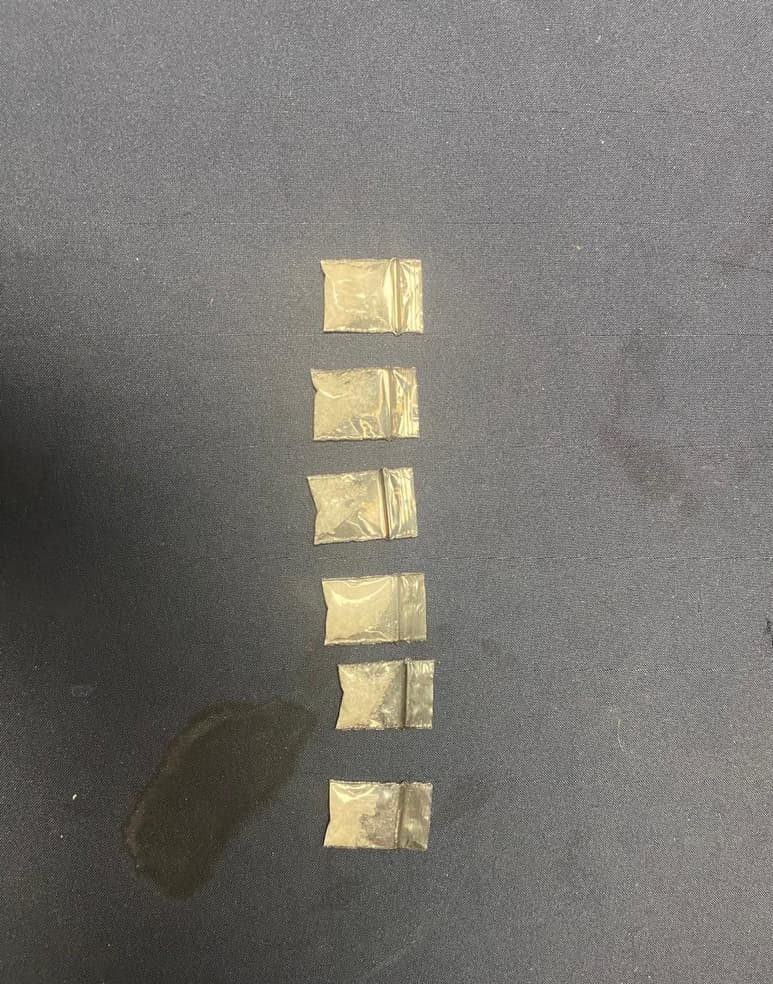Detienen a dos con dosis de cristal y marihuana en Torreón