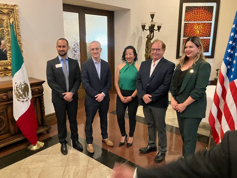 Promueven Education USA en escuelas particulares de La Laguna