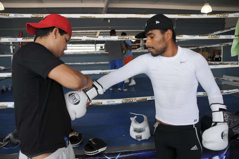 Tiempo atrás, la ‘Pantera’ Nery Saguilán radicó en la Comarca Lagunera, en donde estuvo como sparring de Cristian Mijares (ARCHIVO)
