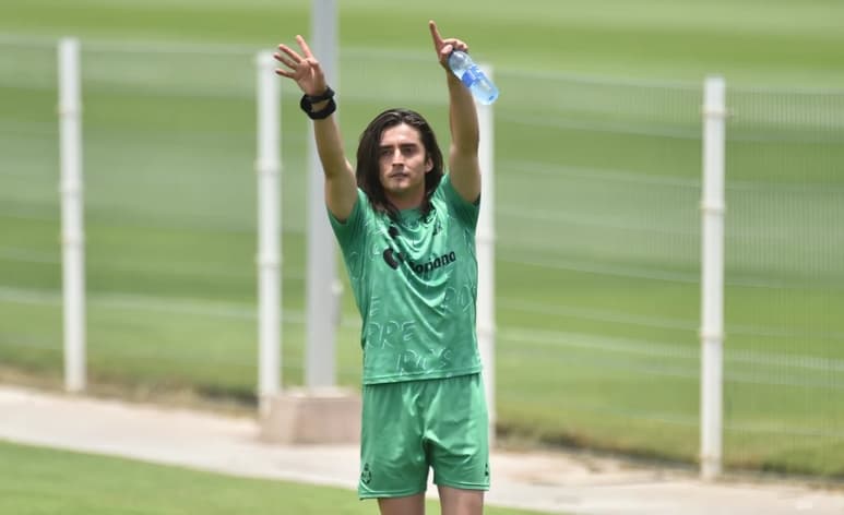 Carlos Acevedo es convocado por Jaime Lozano para tomar el lugar que deja Malagón por lesión en el Tricolor (CORTESÍA) 