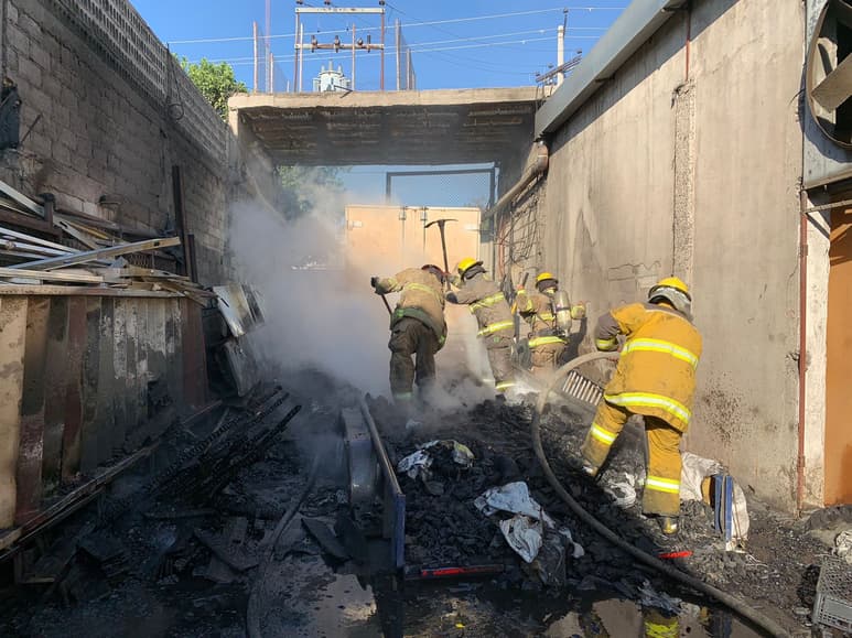 Incendio en Gómez Palacio.