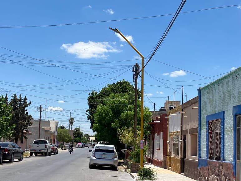 Rehabilitaron 3 mil 500 lámparas en San Pedro en lo que va del año