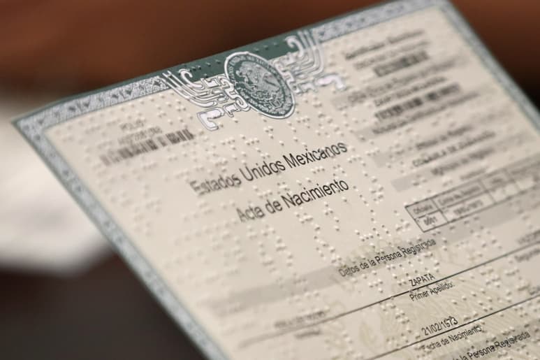 A solicitud, expendirán actas de nacimiento en sistema Baille