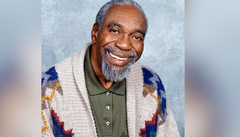 Cobbs, cuyo rostro se hizo familiar para el público en numerosas producciones, está considerado como uno de los actores afroamericanos más destacados de su generación. (X)