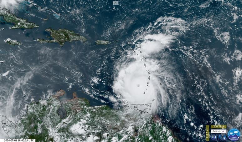 Yucatán en alerta azul por el Huracán Beryl, ¿qué significa?