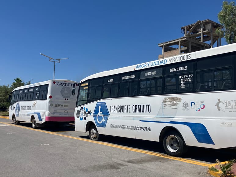 Ruta Azul opera con cuatro camiones; atiende a personas con discapacidad y embarazadas