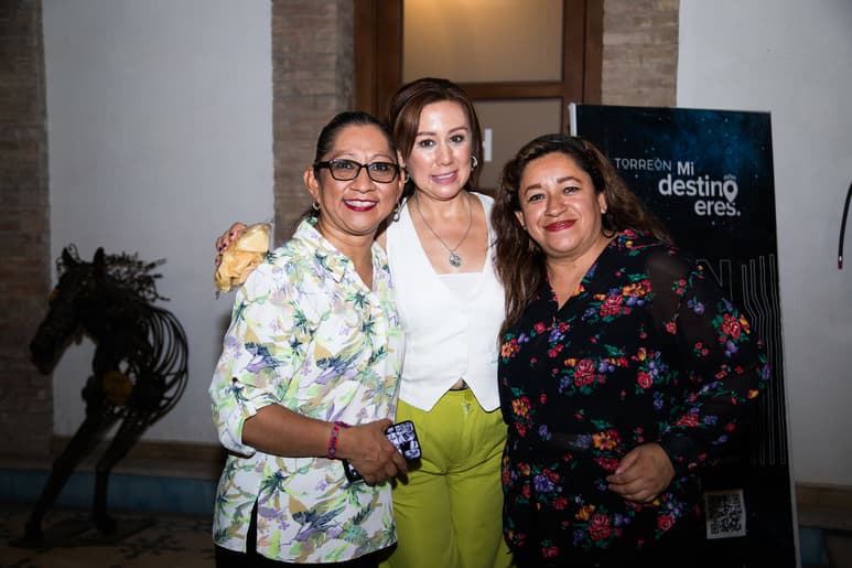 Nadia Contreras, Betty Martínez y Nayeli Torres (EL SIGLO DE TORREÓN / ENRIQUE CASTRUITA)