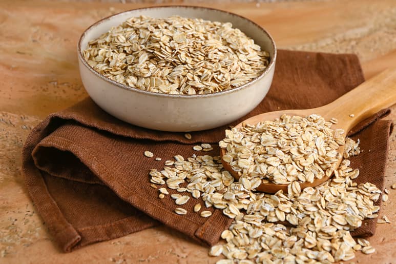 La avena tiene propiedades hidratantes y exfoliantes.