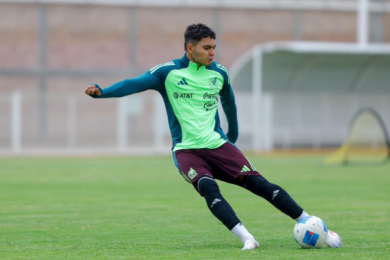 El juvenil delantero santista, será el artillero titular del Tricolor. (Especial)