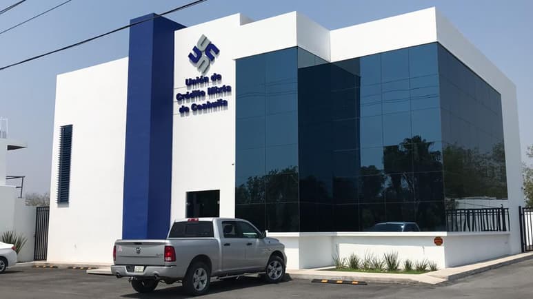 Factorera demanda a acreedores de AHMSA