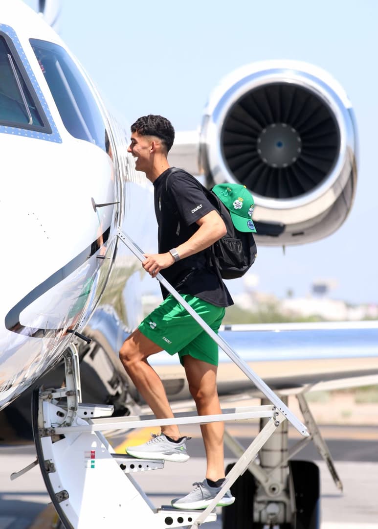 El mediocampista lagunero Salvador Mariscal Murra, viajó con los albiverdes a Estados Unidos. (Cortesía Santos)
