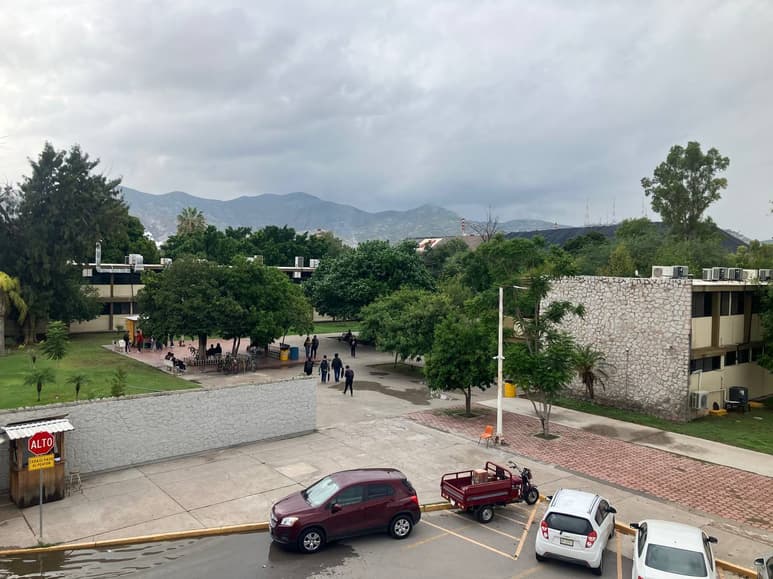 Alumnos denuncian fallas en infraestructura física y eléctrica en el Tecnológico de La Laguna.
