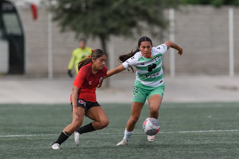 Con su participación en el primer equipo, la juvenil Frida Cussin en el Apertura 2024, ha aportado minutos en la regla de menores.