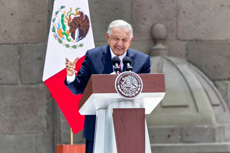 El presidente Andrés Manuel López Obrador presentó en el Zócalo capitalino su sexto y último informe de gobierno. Foto: El Universal/ Hugo Salvador