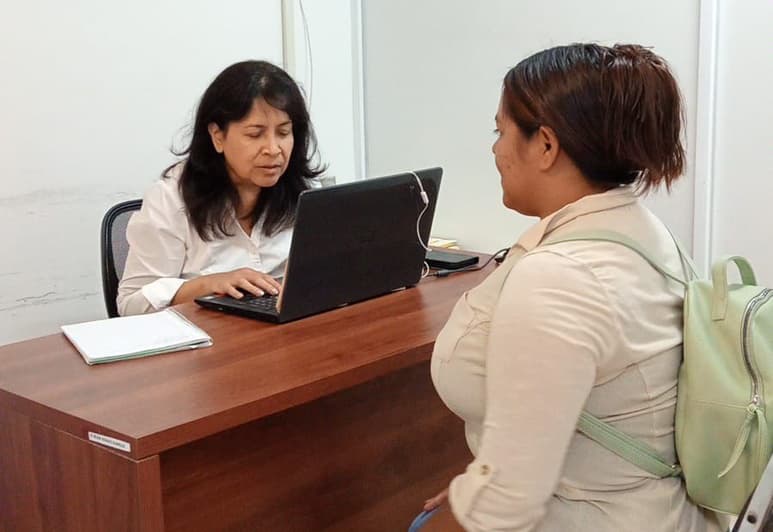Prodem, asesoría a mujeres víctimas de violencia.