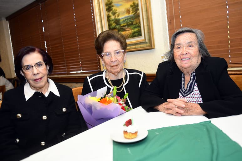Tere Rojas Gamboa, Josefina Torres de Gamboa y María del Carmen Pinedo (EL SIGLO DE TORREÓN)