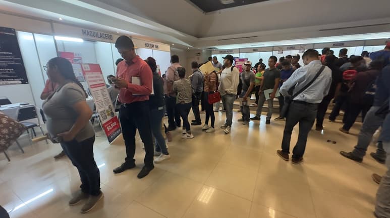 Retrocede la creación de empleos en México
