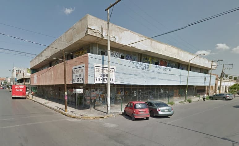 Cine abandonado en el centro de Torreón (CAPTURA)