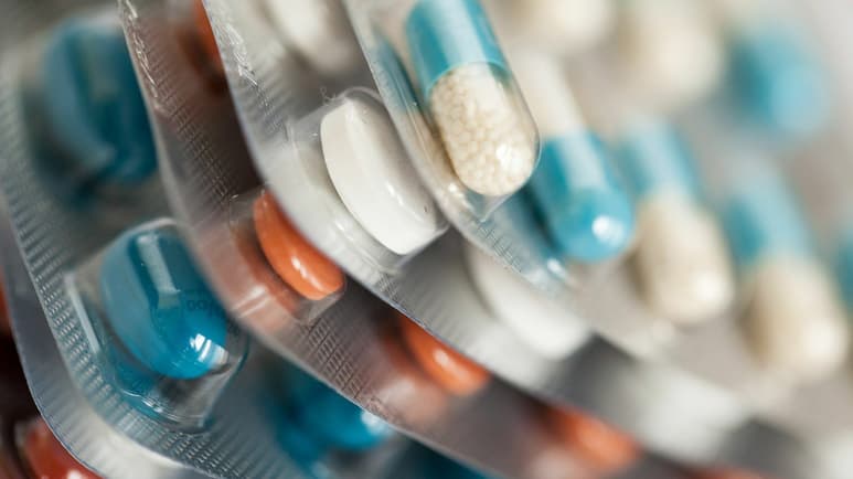 Una vez que los jueces de distrito concedieron la suspensión a favor de los afectados, las instituciones
médicas no tardaron más de 48 horas en entregar los medicamentos requerido. (EL SIGLO DE TORREÓN)