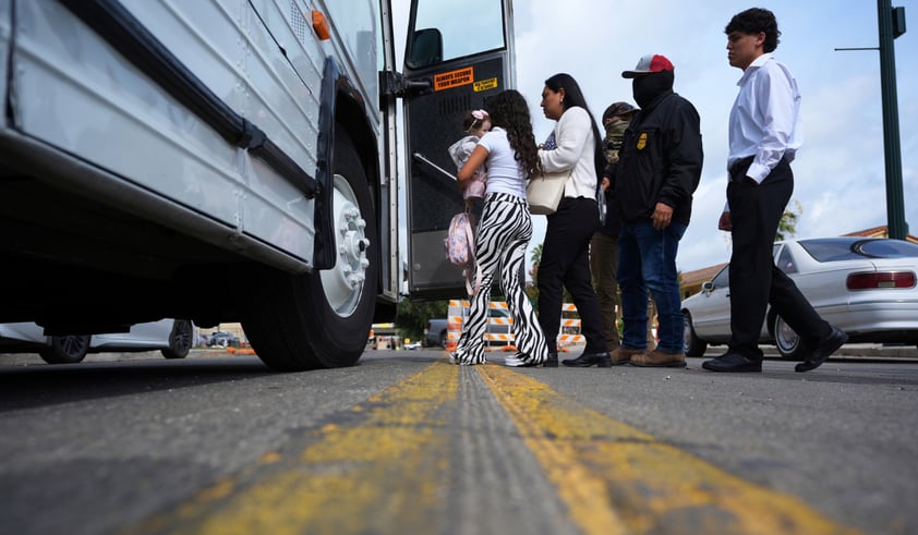 Gobierno de EEUU despide a 17 jueces de inmigración de 10 estados