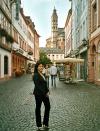 Susana Rangel Ortiz en una paseo por las calles de Mainz, en Alemania, donde visitó recientemente a algunos familiares..