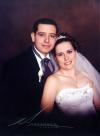 Lic. Marco Antonio Gámez Uribe y Lic. Érika Camargo Saucedo  contrajeron matrimonio religioso el 15 de marzo de 2003.