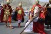 Observa el  Vía Crucis que se celebró en el Cristo de las Noas