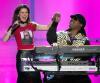 El primer dueto en aparecer en el escenario corrió a cargo de Beyoncé Knowles y Jewel, quienes cantaron 'Proud Mary'