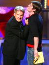 Otras de las celebridades en el show fueron: Will Smith, George Lucas, Demi Moore, Keanu Reeves, Pink, Tara Reid, Jason Biggs, T.A.T.U., Queen Latifah, Kate Hudson, Colin Farrell, Hugh Jackman, Adrien Brody y Martin Lawrence.
En el gráfico: Demi Moore quien presentó uno de los premios.