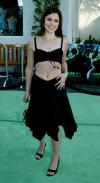 Danny Elfman compositor de la música de la película asistió con su novia la actriz Bridget Fonda .