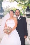 Ing. Alfonso Briones de Chávez y Lic. Anel Guadalupe Gama Gama contrajeron matrimonio el sábado 12 de julio de 2003.