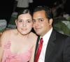 Alfredo Bautista y Anna Luisa Adame de Bautista recientemente celebraron el primer aniversario de matrimonio.