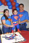 Por su tercer cumpleaños el pequeños Sebastián fue festejado por sus padres, Jaime Villanueva Sánchez y Mónica González de Villanueva.