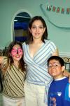 Por su tercer cumpleaños fue festejada la pequeña Paola Andrea; es hija de los señores Valentín Martínez y Claudia Leticia Flores de Martinez.