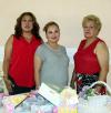 07 de agosto
 Con un festejo pre nupcial  festejaron a Liliana Hernéndez del Valle, ofrecido por Bertha del Valle y María de Jesús Romero
