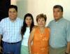 Carmen Agular festejó su cumpelaños en compañia de su esposo, Francisco Mora y sus hijos Liliana y Francisco.